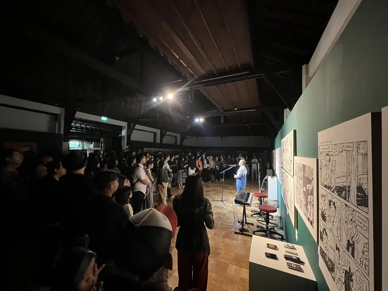Pameran Tunggal Mice Cartoon "Telekomunikasi Mengubah Peradaban" Komik Perjalanan Telekomunikasi di Indonesia